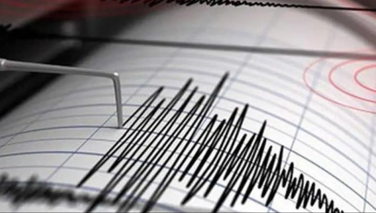 Sismo de magnitud de 6,7 sacude regiones en el sur de Perú