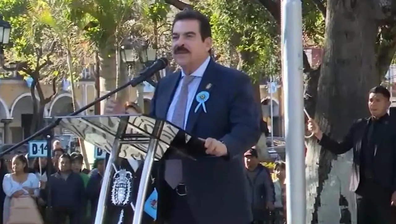 Manfred Reyes Villa vuelve a la Alcaldía de Cochabamba tras ausencia por campaña presidencial