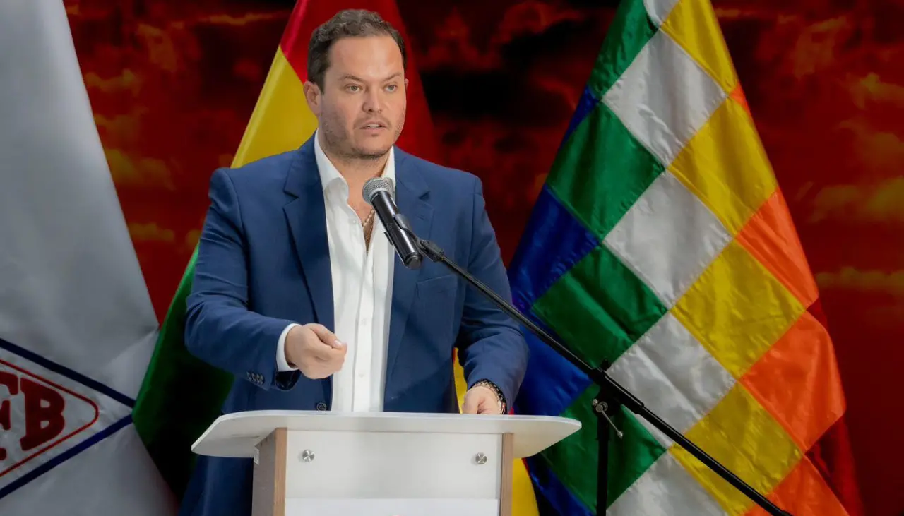 Policía dice que busca a Dorgathen en todo el país y el ministro Ríos señala que se desconoce su paradero