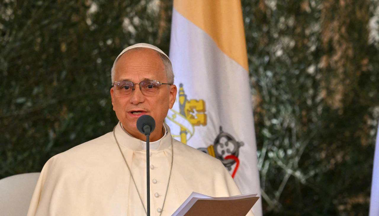 El Papa sugiere diálogo o “incluso presión económica” al régimen de Maduro en lugar de una invasión a Venezuela