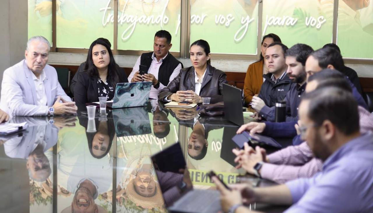 “La iliquidez es dramática”: Aguirre denuncia que la Gobernación cruceña enfrenta una deuda de Bs 100 millones