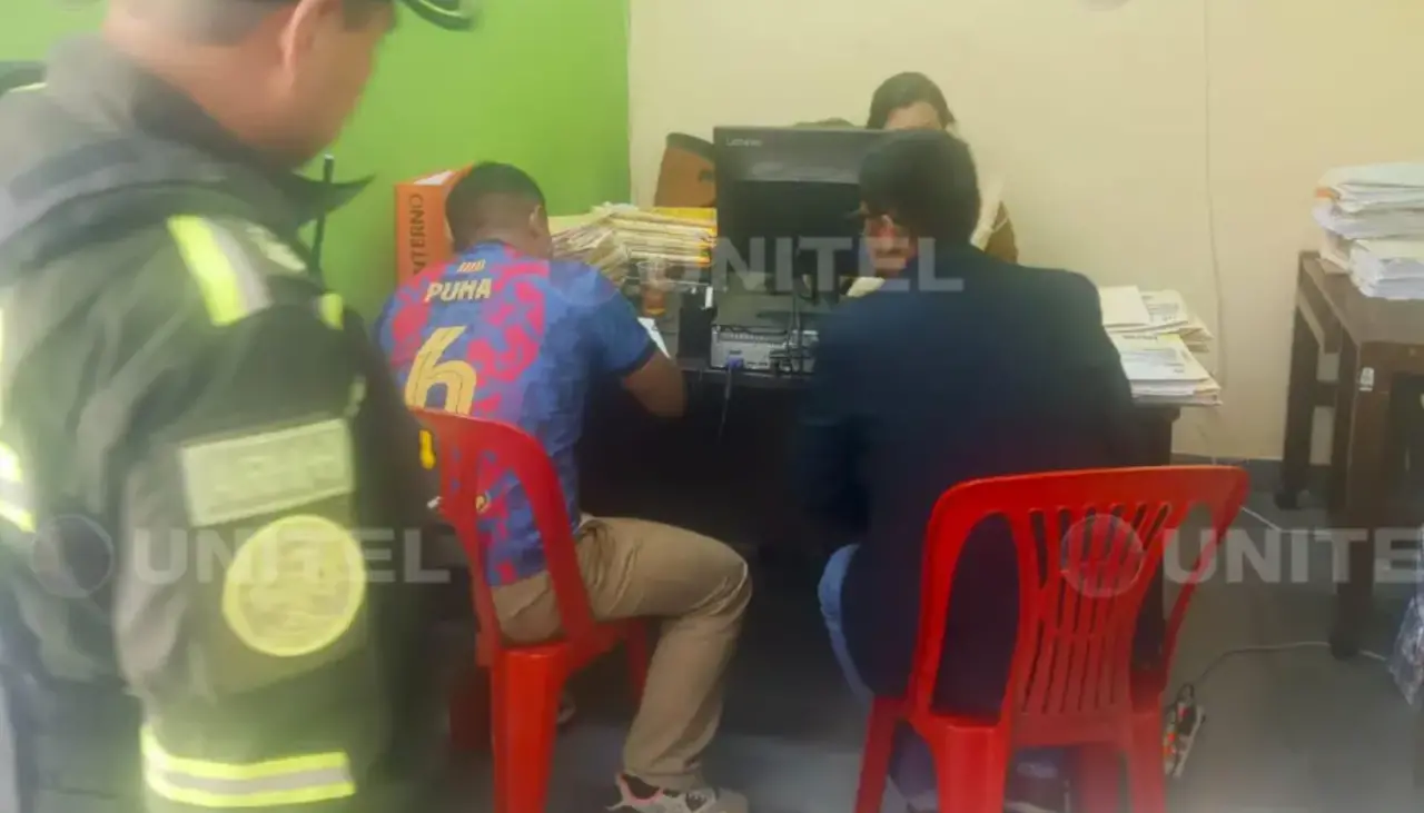 Detención preventiva para acusado del asesinato del policía Christian Calle en medio de bloqueos