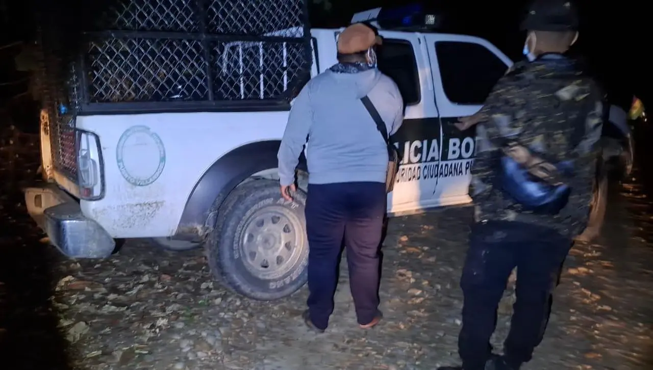 “La plata hubieran robado, pero no matarlos”: allegados buscan justicia por el asesinato de una familia en el trópico
