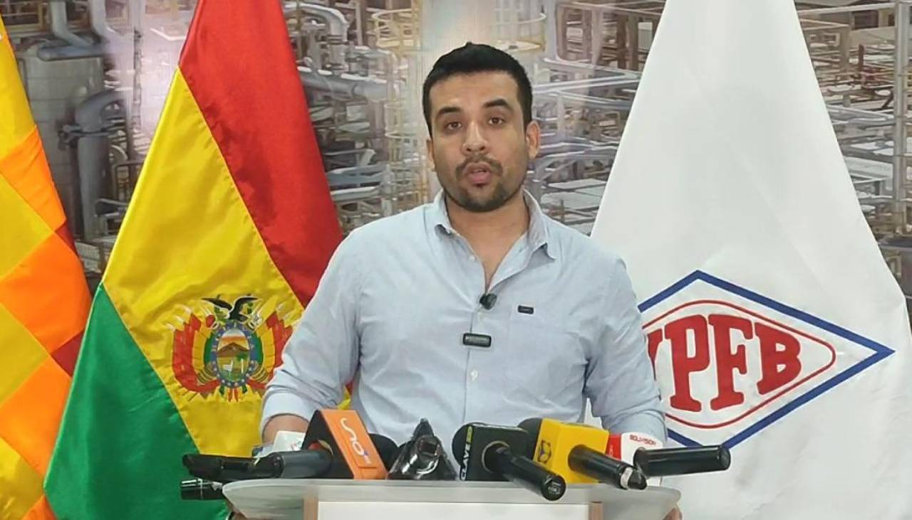 YPFB acusa a surtidores de esconder combustible y anuncia acciones legales