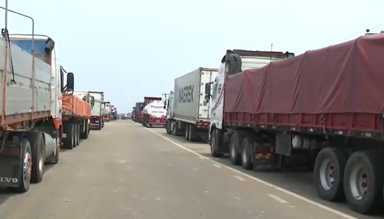 Peligran 30 toneladas de carne de exportación en el puente Ichilo, que está cerrado por los bloqueos