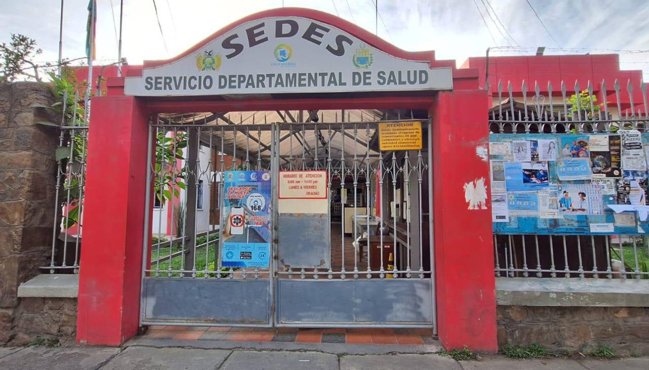 Niño de tres años muere por influenza en Cochabamba, hay otros cuatro internados y uno está en estado crítico