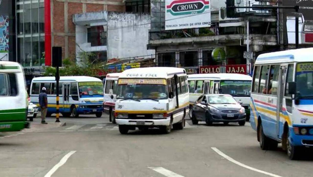 Paro indefinido de micreros: Estos son los puntos de bloqueo desde este lunes