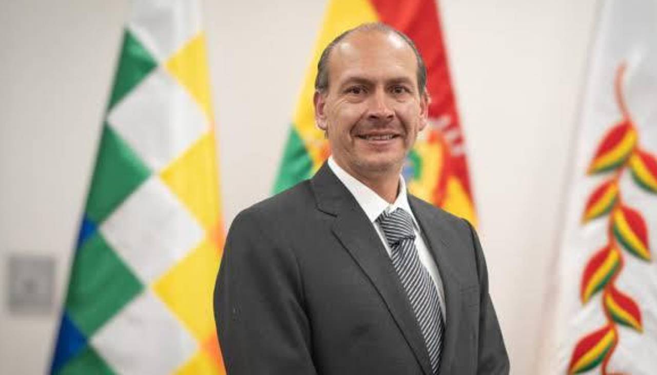 “No se dimensiona la importancia de las culturas”, señala Andrés Zaratti al presentar su renuncia