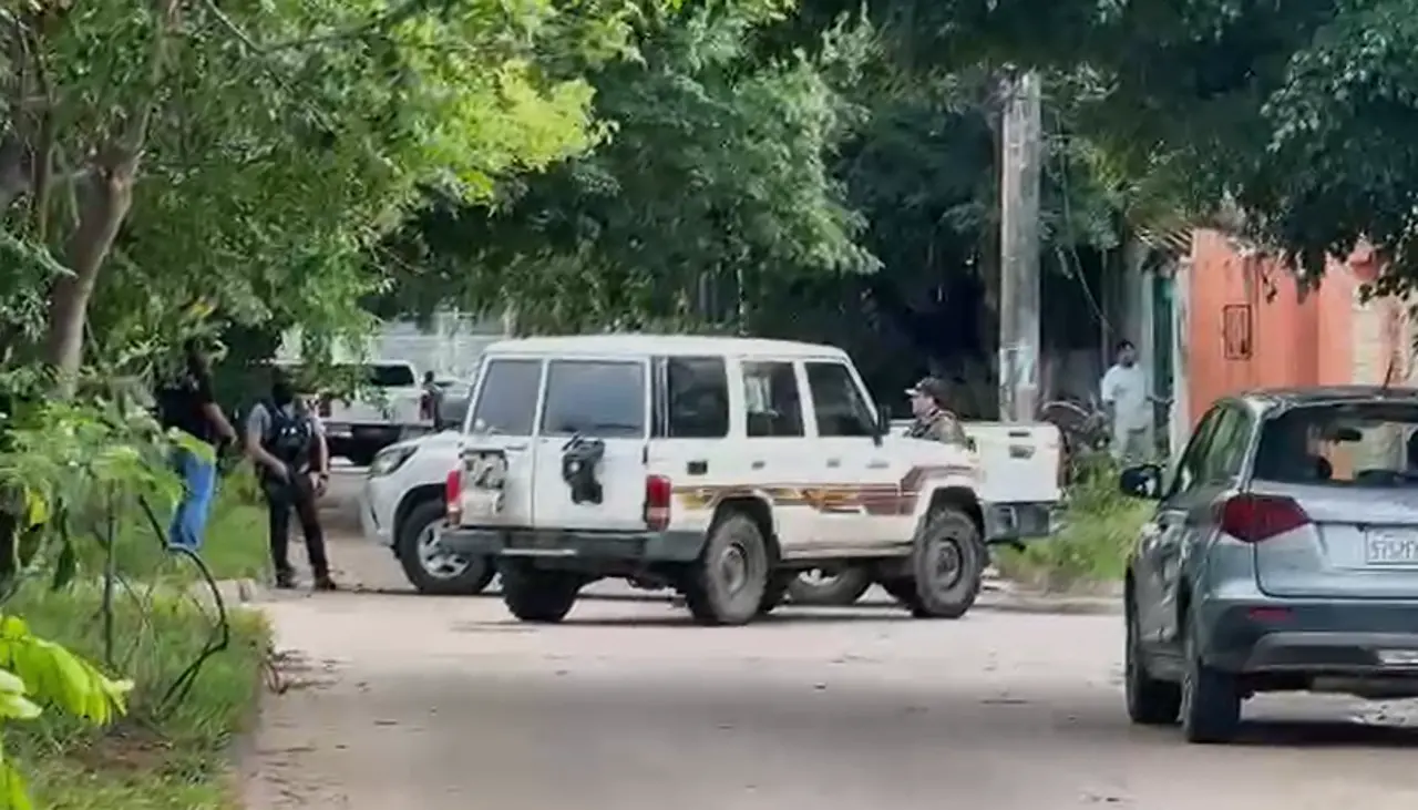Video: Policía ejecuta operativos y allanamiento en busca de extranjeros vinculados a un robo de valiosos relojes
