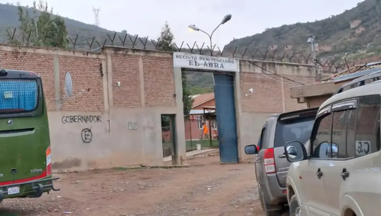 Muere de un paro cardíaco la esposa del reo asesinado con 25 puñadas en El Abra 