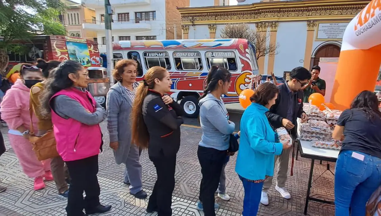 Día Internacional del Huevo: Avicultores de Cochabamba regalarán 20.000 huevos este viernes