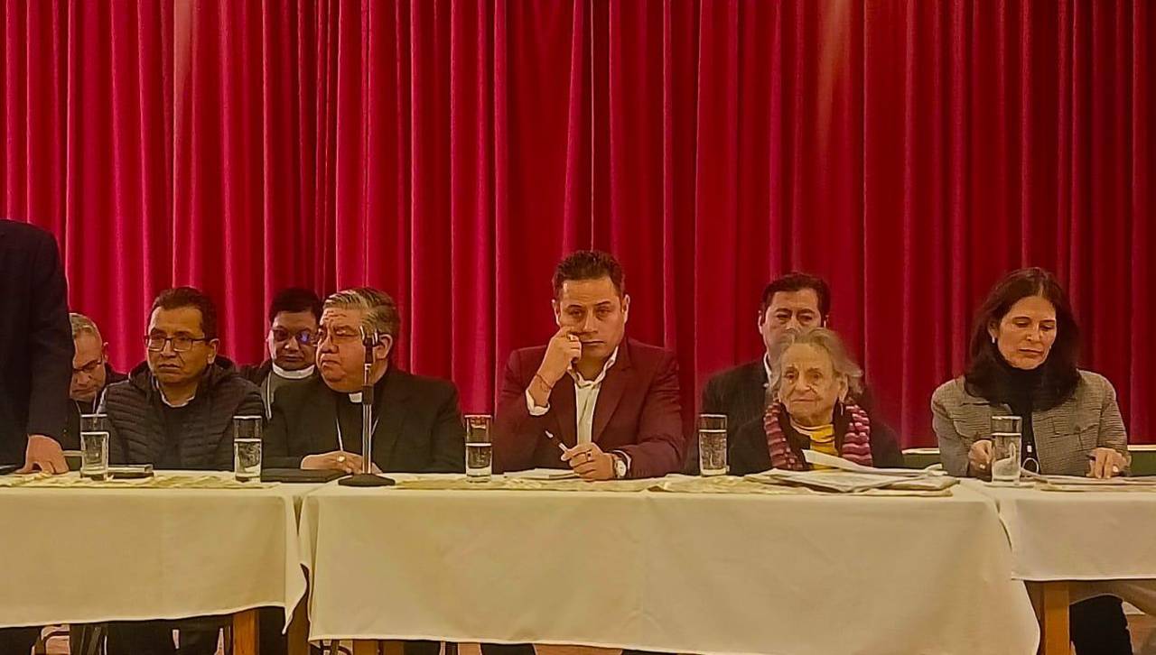 Lara dice que se invitará a la Fiscalía para la próxima reunión con la COB y campesinos