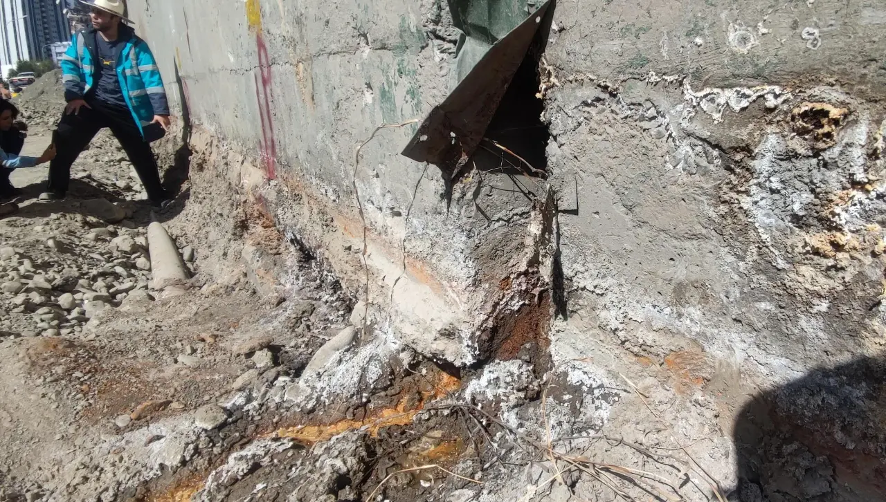 “Pudimos maquillar, pero decidimos actuar”: Detectan fallas estructurales graves en el muro de la Costanera 