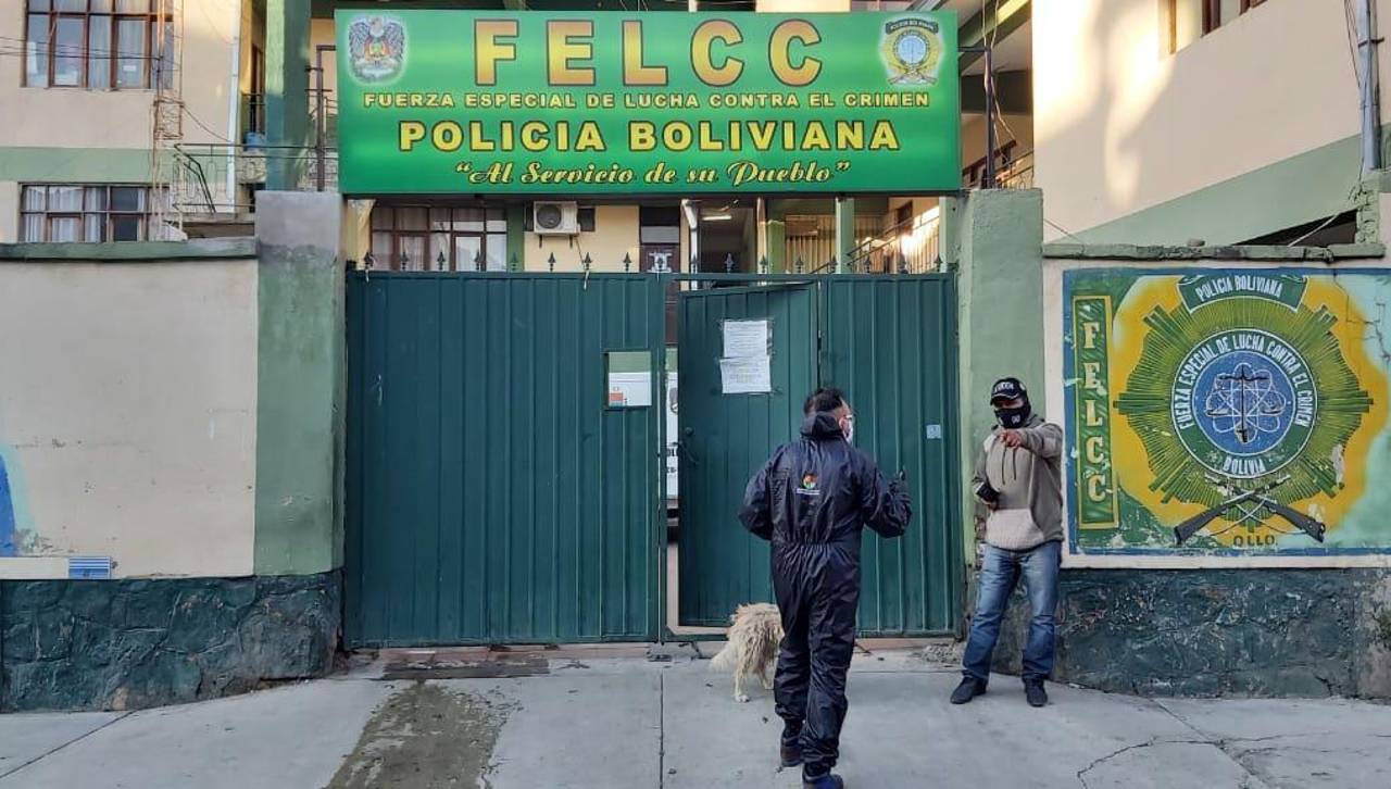 Mujer es hallada muerta con una herida en el cuello en El Alto; la Policía sospecha que estaba en una fiesta patronal