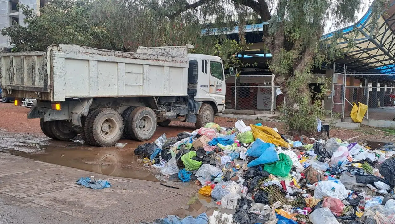 Cotapachi: Tras firma de acuerdo entre pobladores y autoridades, se retoma el recojo de basura en Colcapirhua