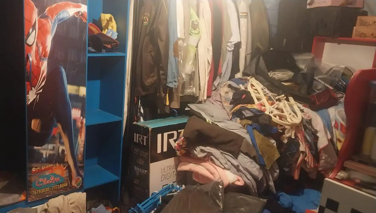 Robo en la casa de un policía: Se llevaron Bs 80.000, dos pistolas, un kilo de joyas de oro y dos celulares