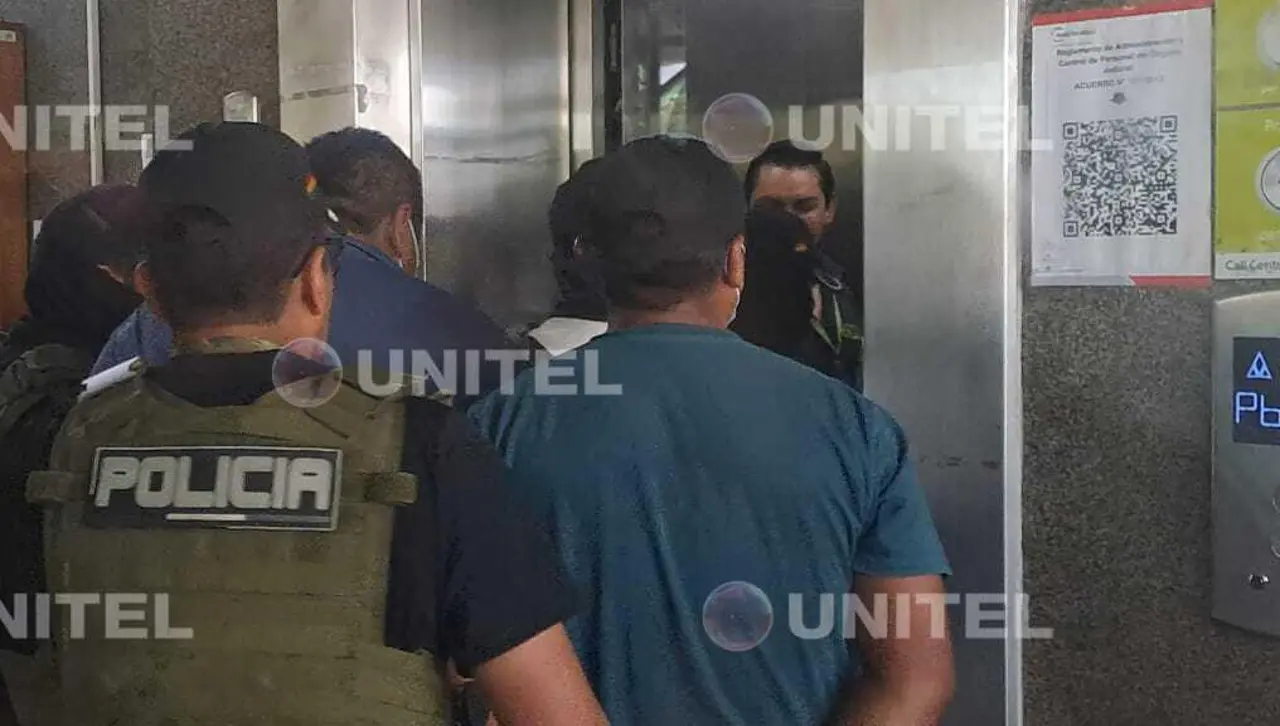 Instalan audiencia de los cuatro policías sindicados de “transportar” 11 kilos de droga