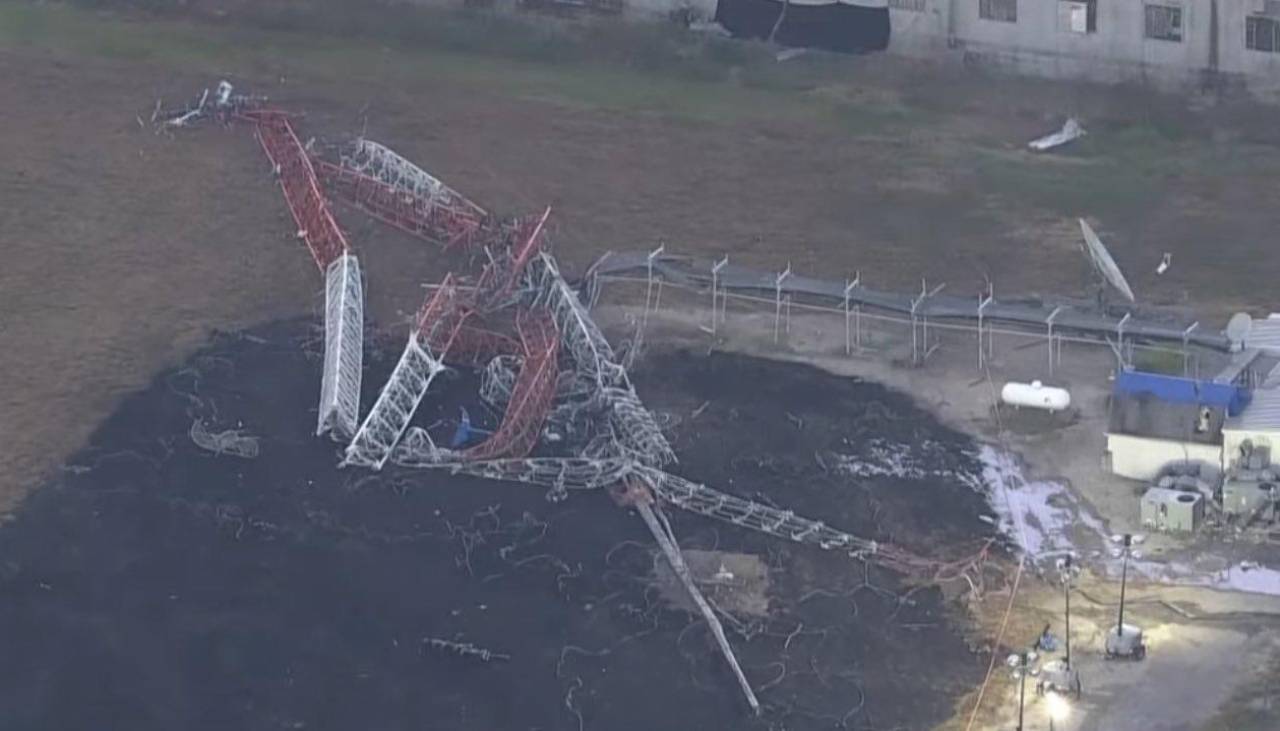 Cuatro muertos en choque de helicóptero con torre de radio en Houston