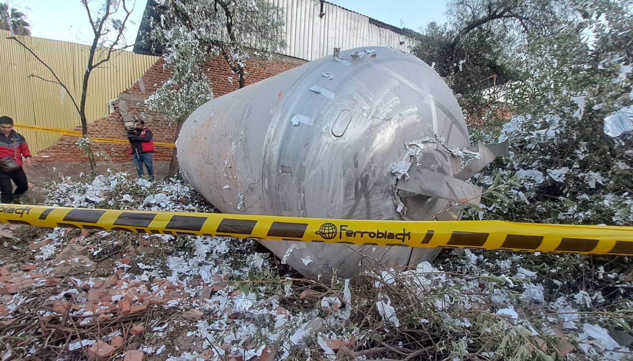 Empresa asume gastos por viviendas afectadas por explosión y vecinos exigen traslado a zona industrial
