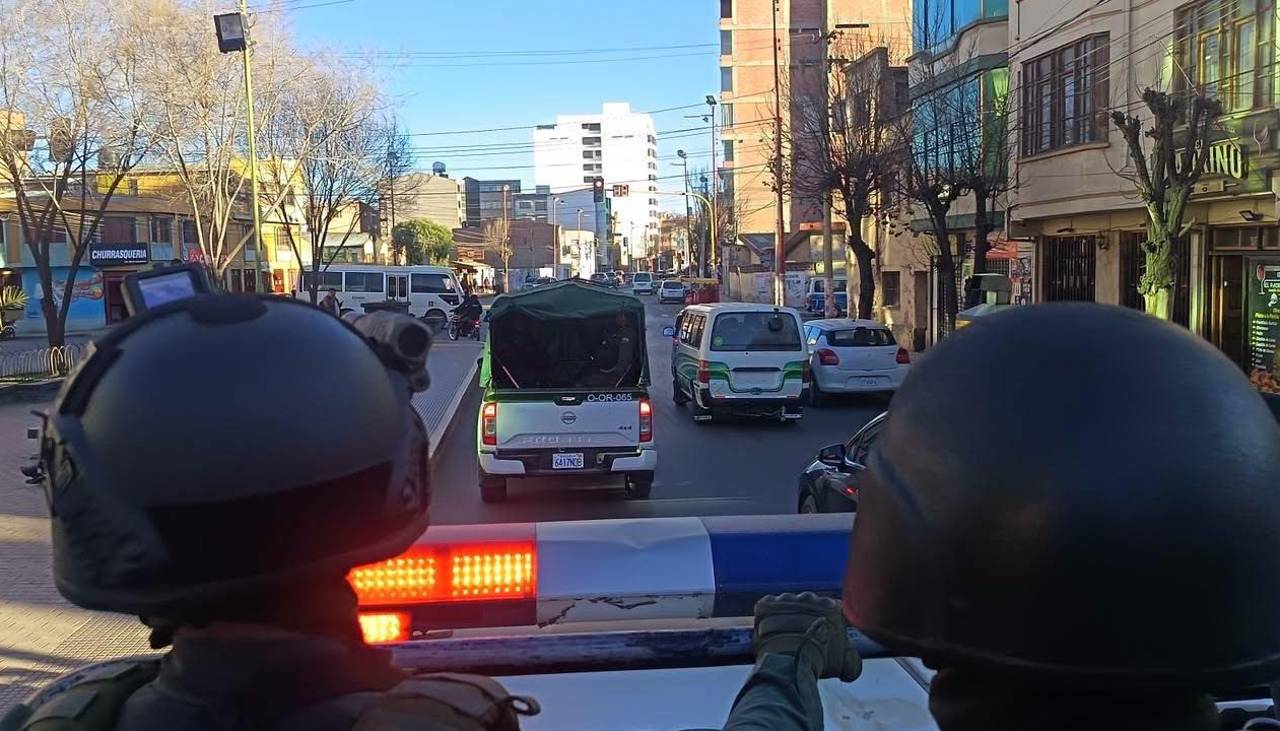 Hallan sin vida a una mujer en una casa en Oruro; su cuerpo tenía signos de violencia