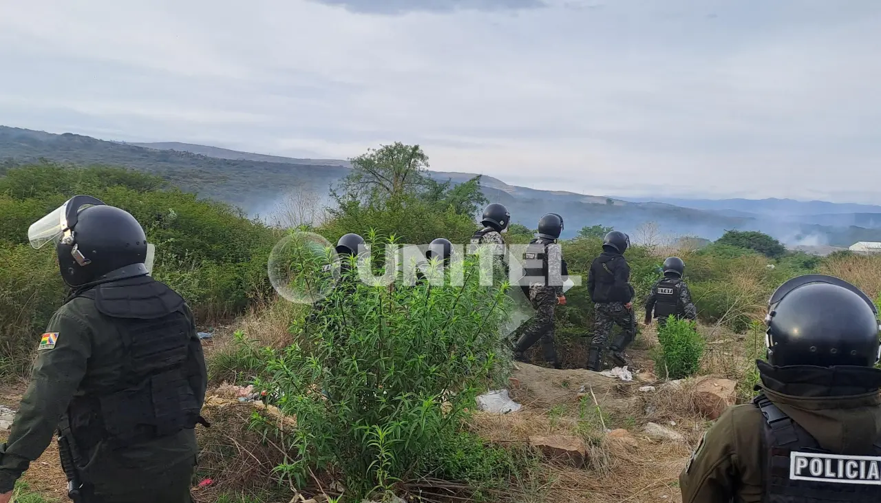 Gasifican a bloqueadores que desde hace 12 días impiden el ingreso al botadero en Colcapirhua