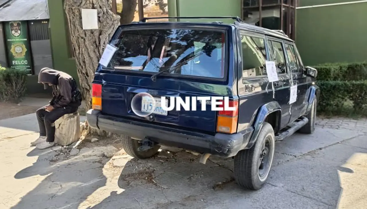 Hallan semienterrada y envuelta en bolsas plásticas a una mujer que estaba reportada como desaparecida en La Paz