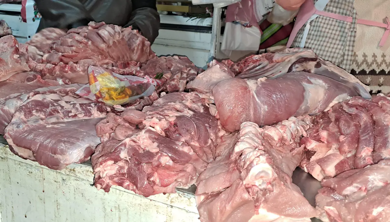 Sube el precio de la carne de cerdo en mercados de Cochabamba a horas de Nochebuena