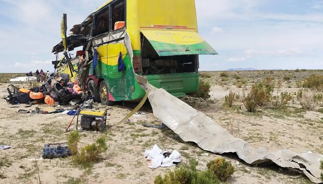 Tras fatal accidente en Uyuni, suspenden por 15 días las operaciones de la empresa de buses