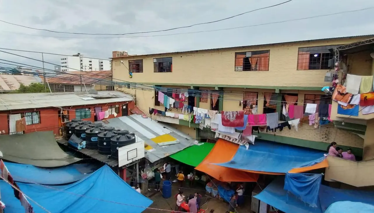 Hacinamiento en el penal de San Sebastián Mujeres: realizan campaña para ampliar las instalaciones