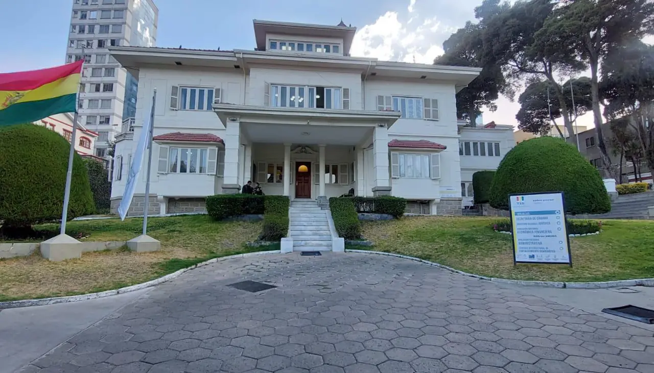 TSE sesiona en Sala Plena para tratar la convocatoria a las subnacionales y aguarda la promulgación de la ley