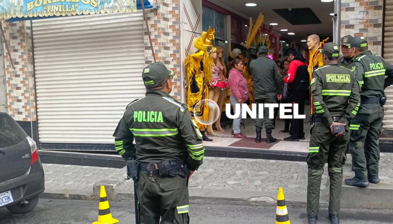 Ladrones ingresan en una galería de bordadores de disfraces folklóricos y se llevan un cuantioso botín 