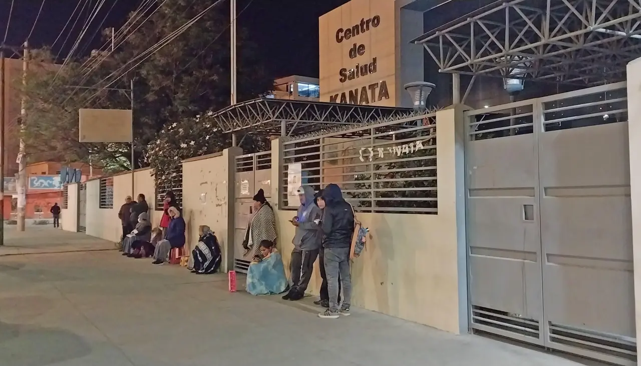 El país arranca una nueva semana de vacunación contra el sarampión y no hay controles en las terminales pese al anuncio