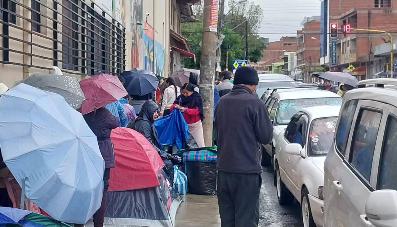 ¡Aliste paraguas! Senamhi señala que las lluvias se quedan toda la semana en el eje troncal del país