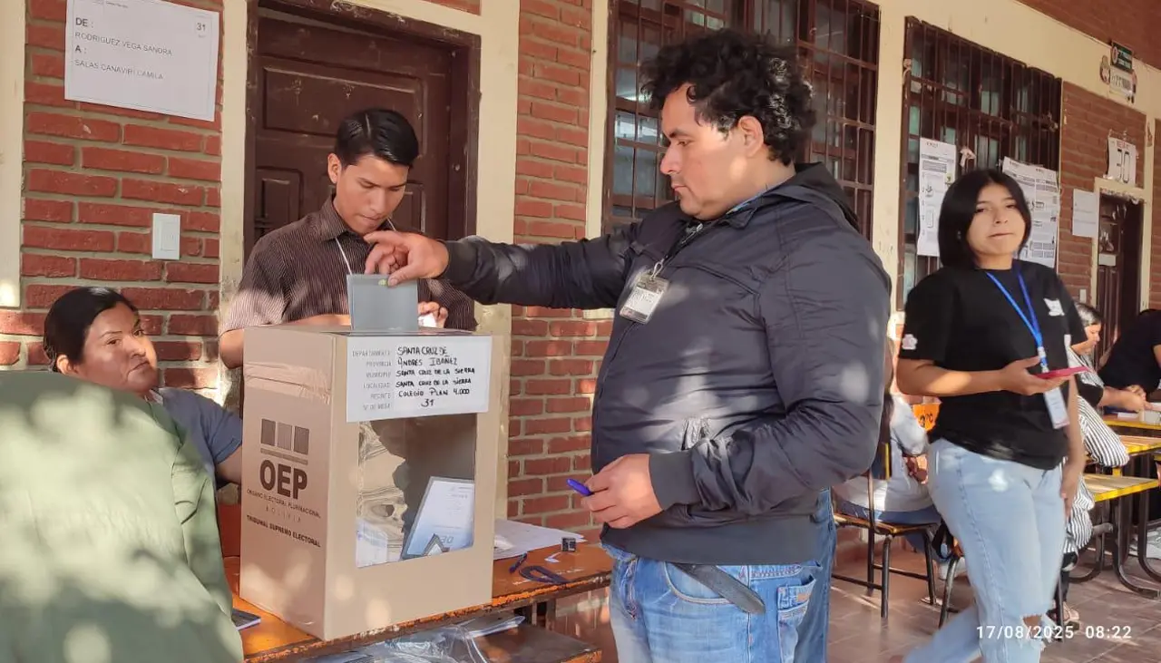 El presupuesto para las subnacionales “está absolutamente asegurado”, señala el ministro de Economía