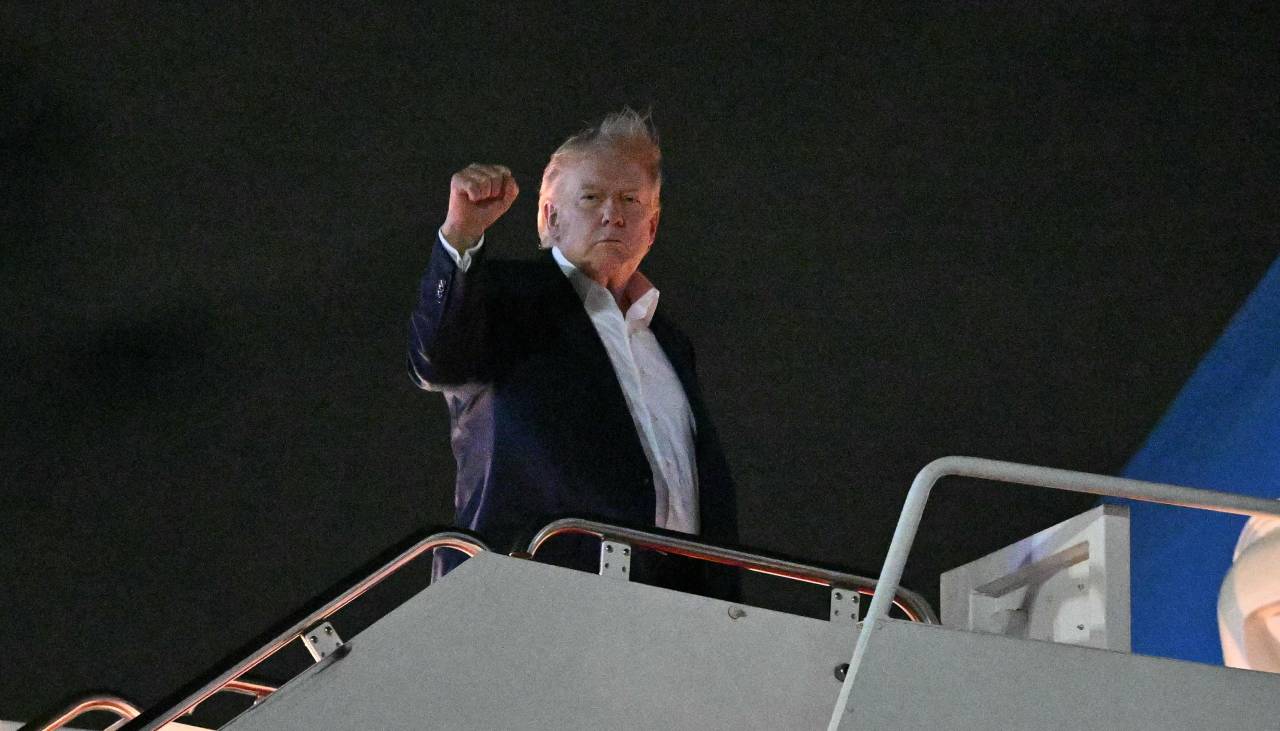 Trump viaja al G7 de Francia tras anunciar el acuerdo con Irán para poner fin a la guerra