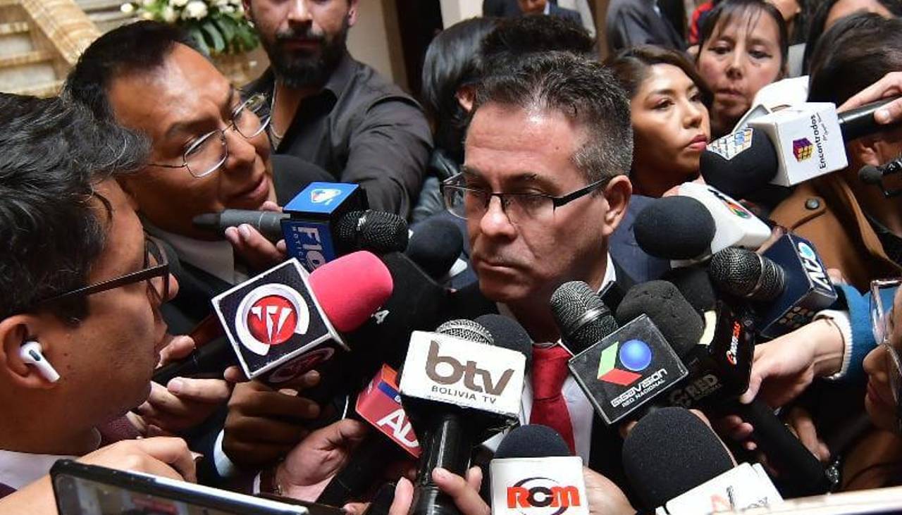 Oficial: Ya existe hora, lugar y fecha para la posesión de Jorge Armando Urioste como fiscal general interino 