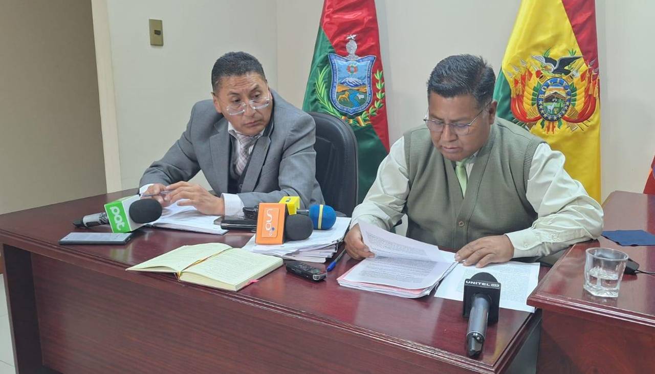 Sala Constitucional rechaza recurso que pretendía anular decreto que permite a Paz gobernar desde el exterior 