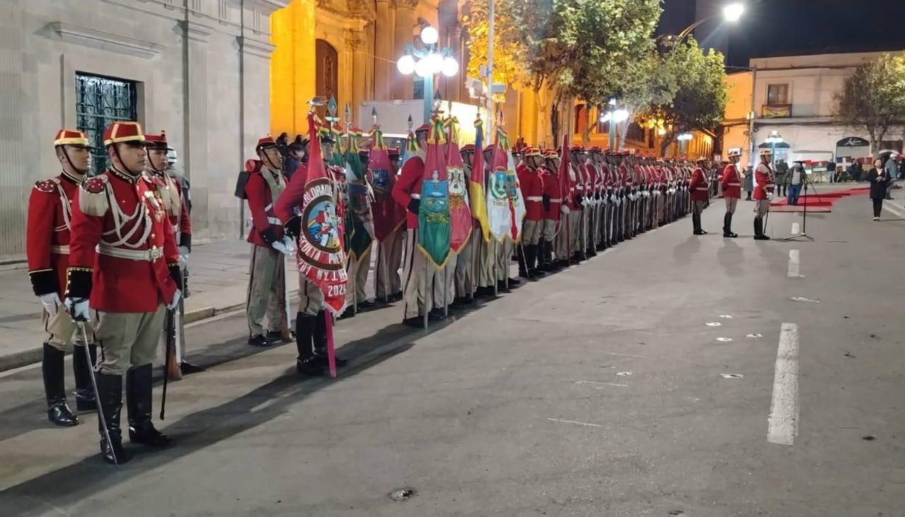 Con procesión y actos protocolares, La Paz celebra 217 años de su Gesta Libertaria