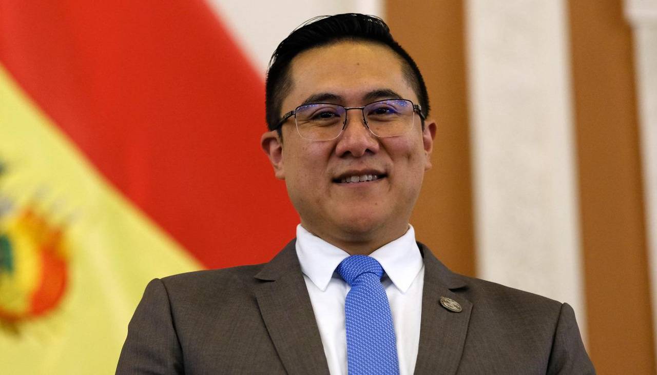 Nuevo ministro de Economía traza dos tareas clave para el inicio de su gestión