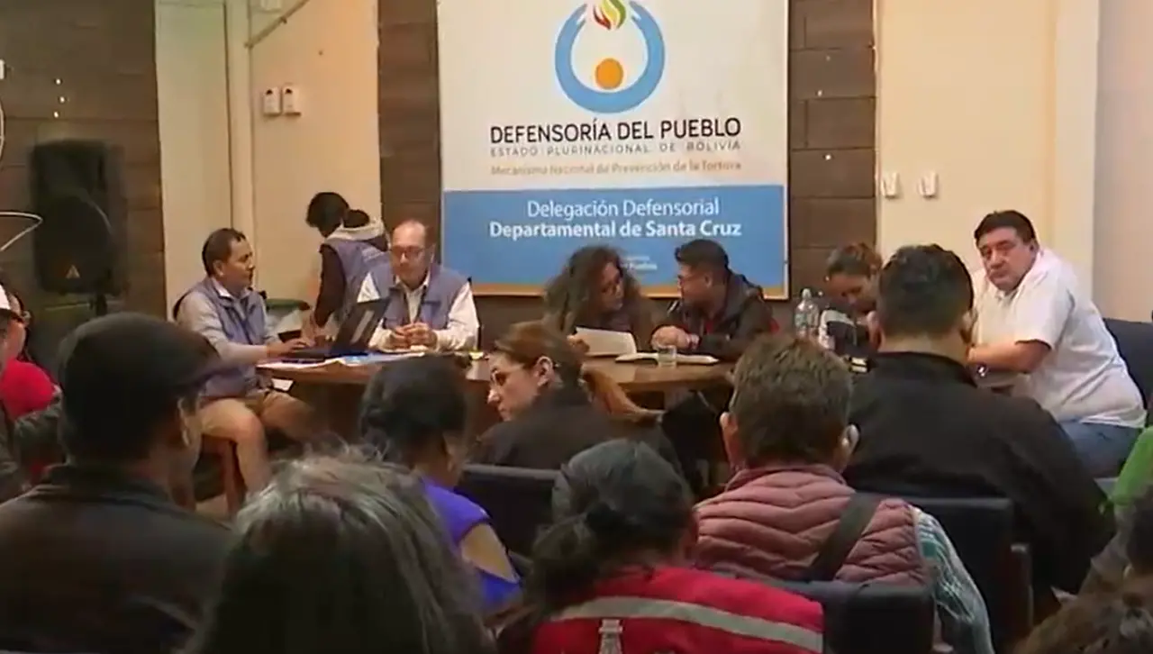 Santa Cruz: Sin acuerdo el pago del bono a trabajadores de Salud y advierten con otro paro de cinco días