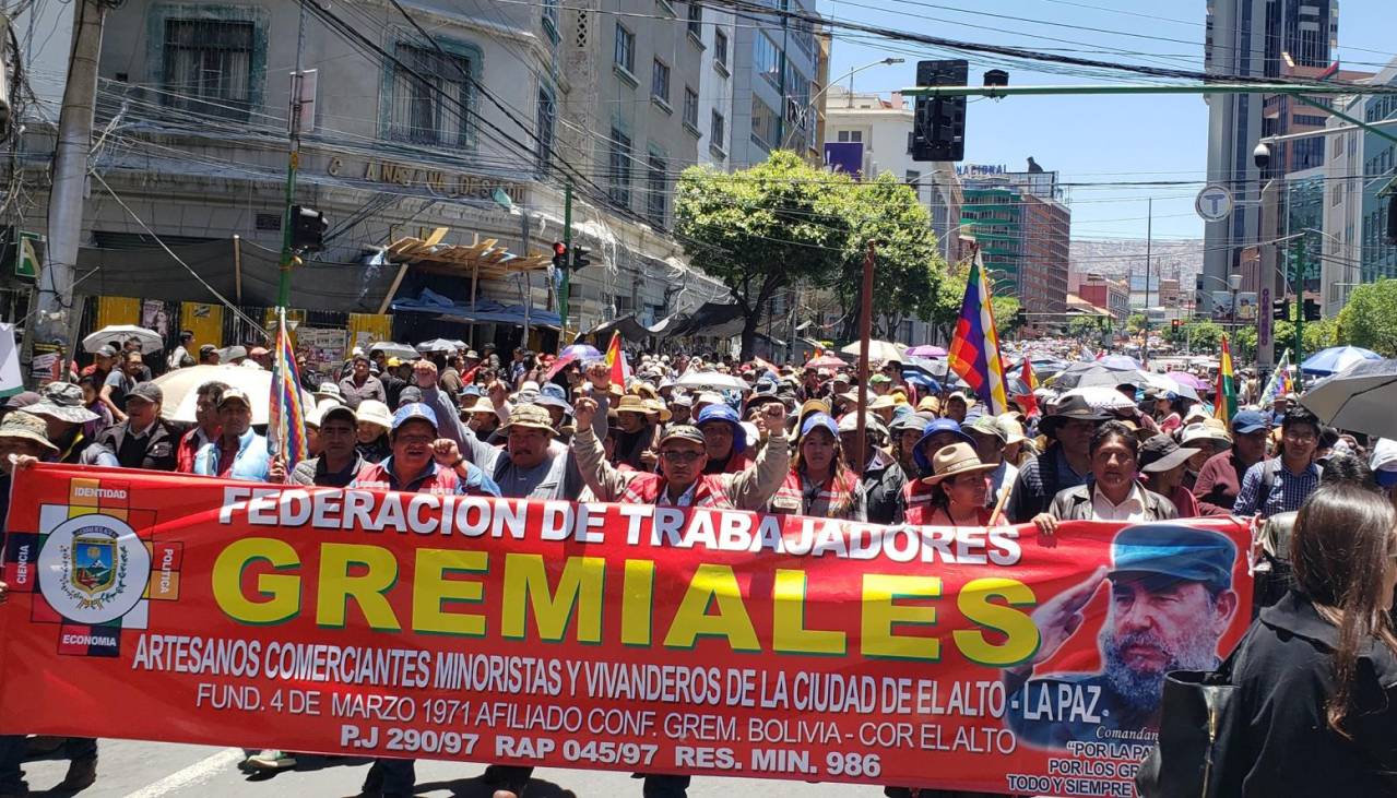 Gremiales marcharán desde La Ceja de El Alto al centro paceño en rechazo a disposición del PGE 2025