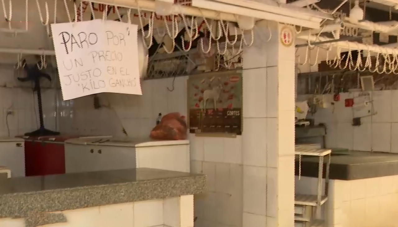 Aún no hay carne en al menos dos mercados de Santa Cruz pese a que dirigentes indicaron que se levantaba el paro