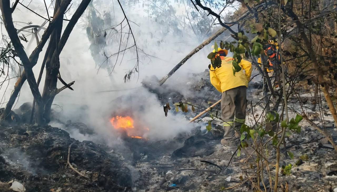 Santa Cruz: Gobernación y autoridades de Puerto Suárez convocan al COEM ante emergencia por los incendios