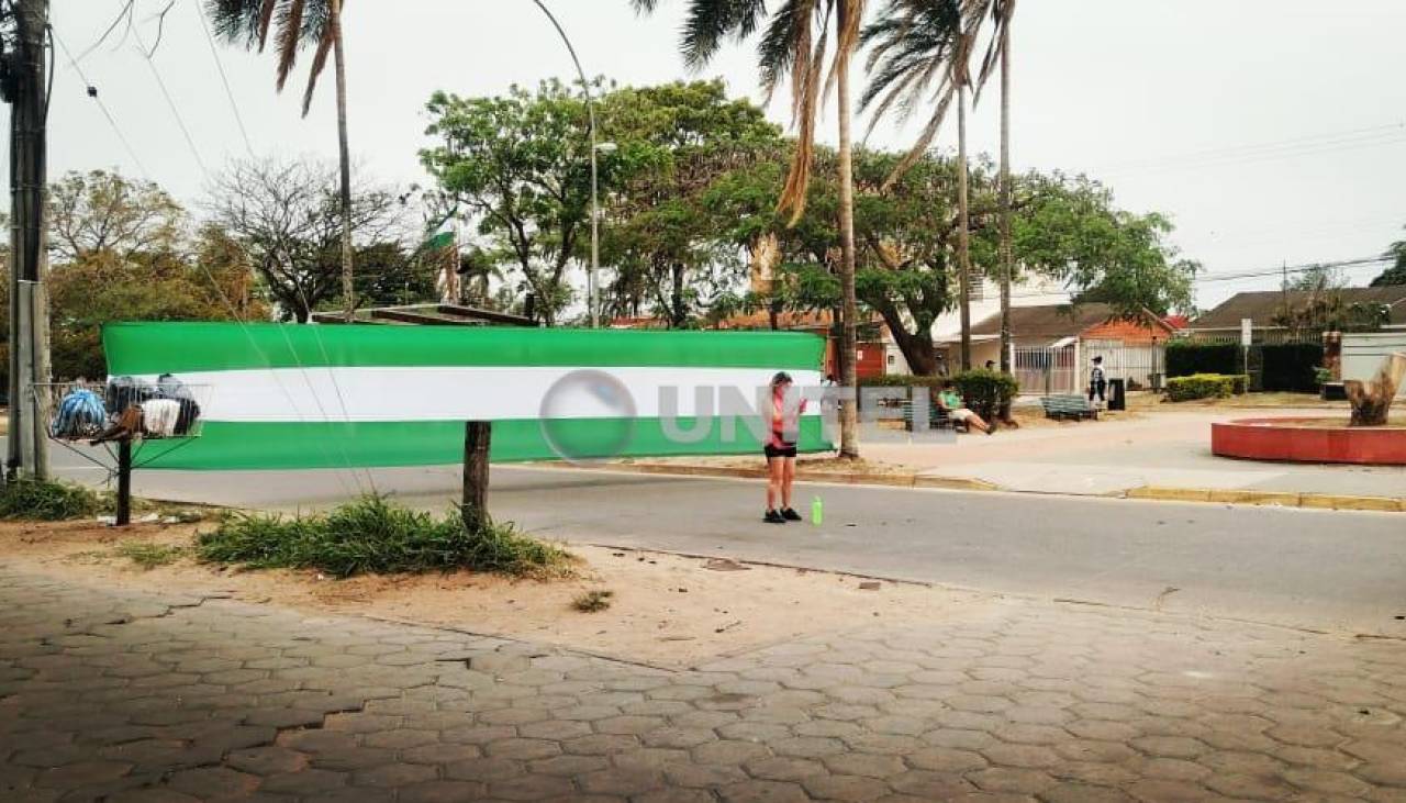 Paro: Tránsito dice que hay más de 20 bloqueos en la ciudad y en otras 10 zonas se impide la salida de buses del departamento cruceño