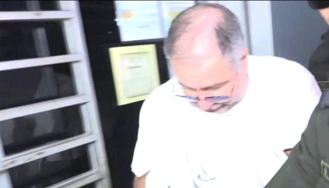 Trasladan a una clínica al exgerente de YPFB aprehendido por la gasolina desestabilizada