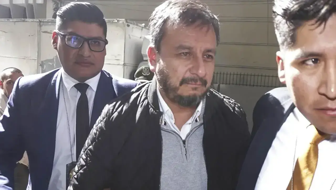 Se desarrolla audiencia del exministro Medinaceli por caso gasolina