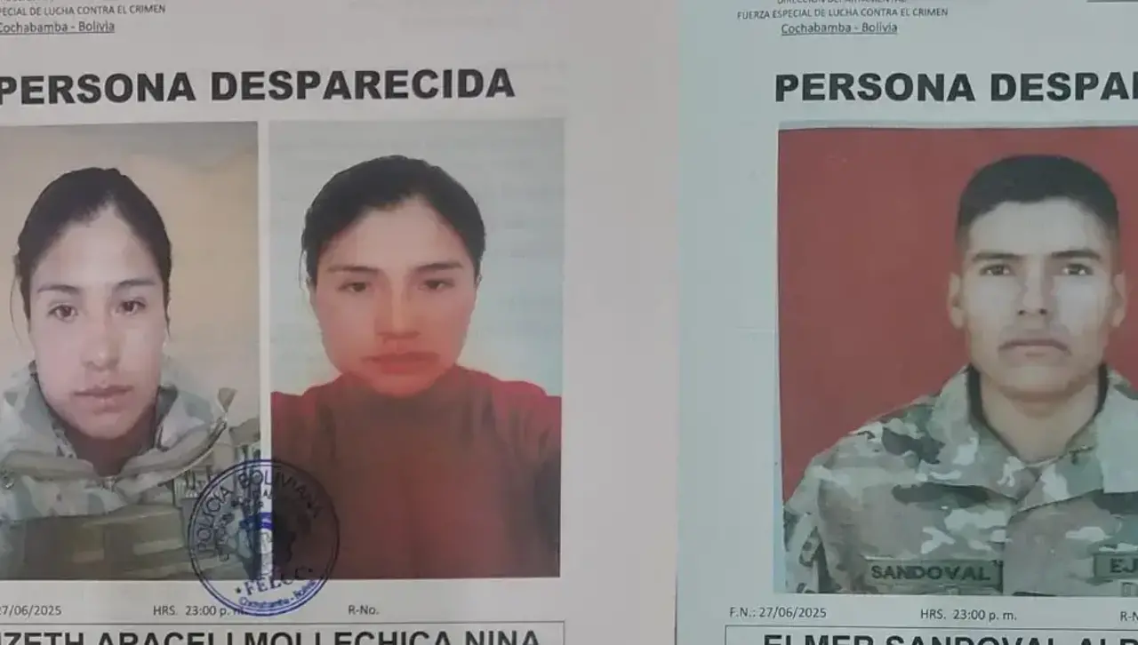 Familiares afligidos buscan a los dos jóvenes militares reportados como desaparecidos