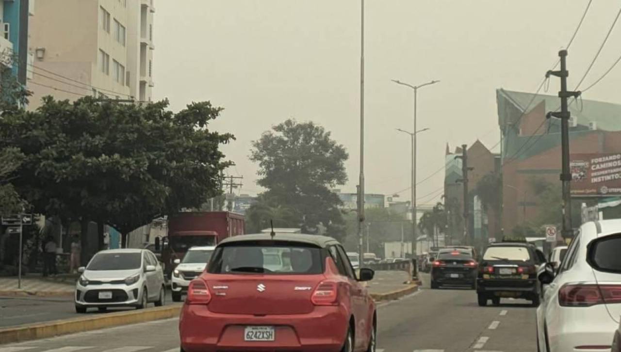 Santa Cruz de la Sierra respira humo: la capital cruceña sufre el día más contaminado del año