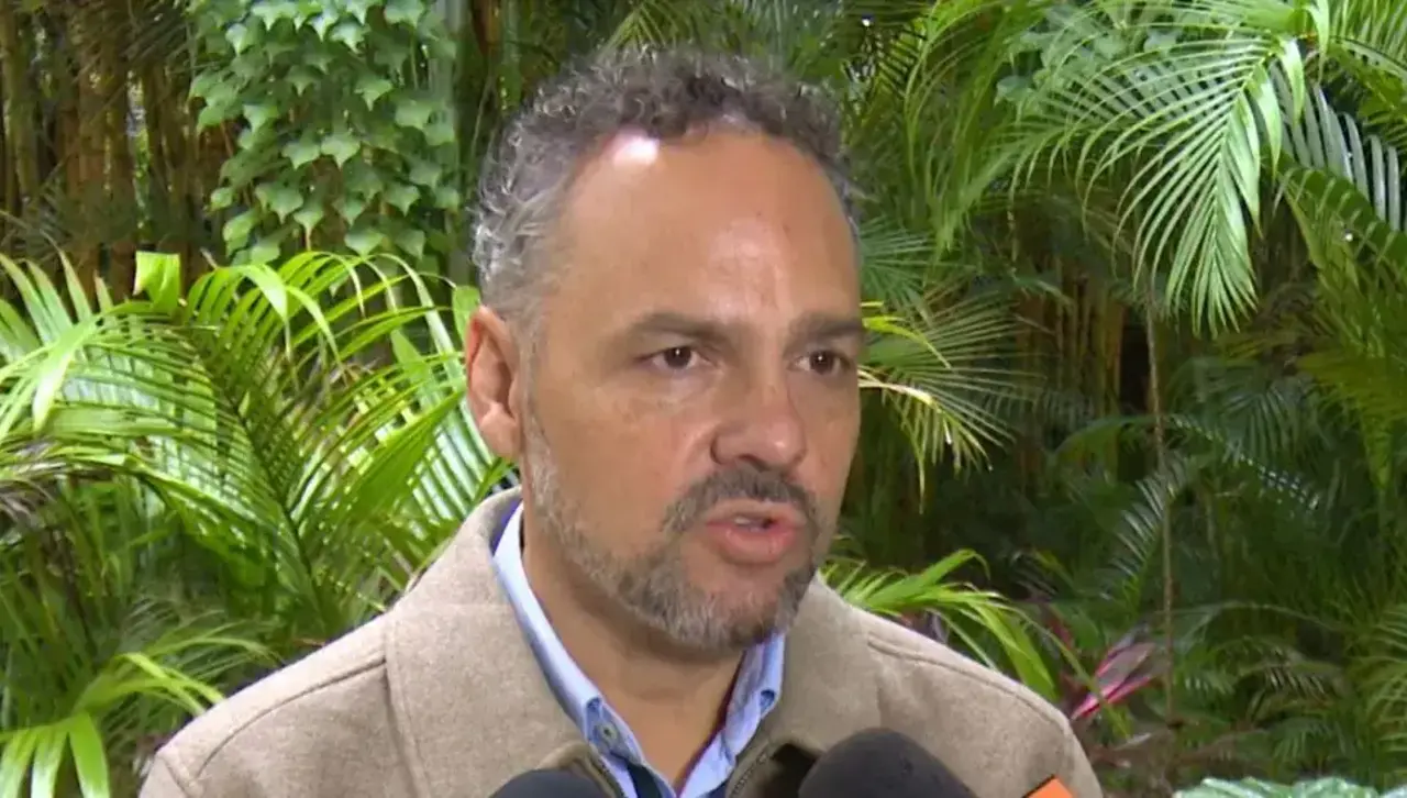 Alcaldía cruceña confirma gestiones para construir un viaducto por debajo del aeropuerto El Trompillo