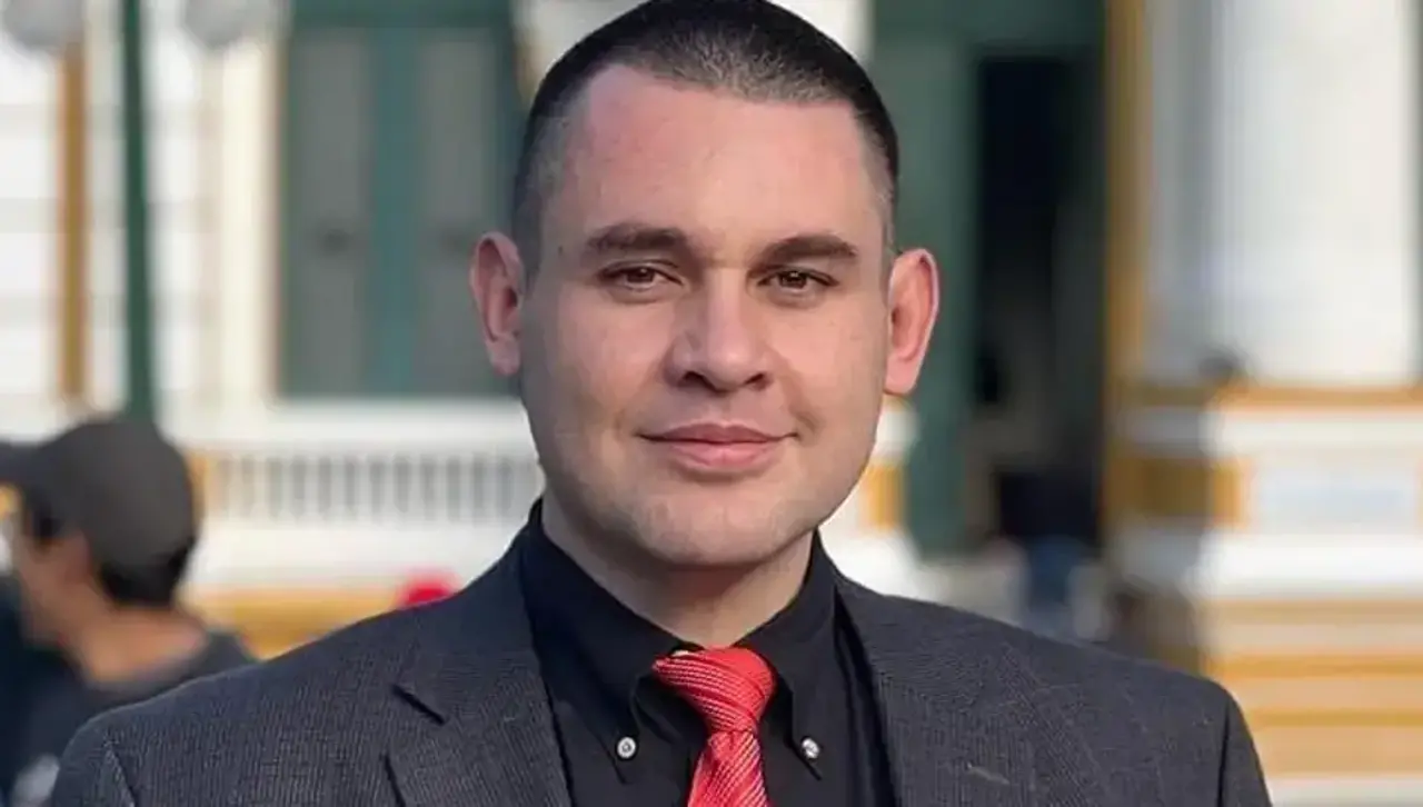 El analista político Paúl Coca es candidato a diputado uninominal con Jaime Dunn